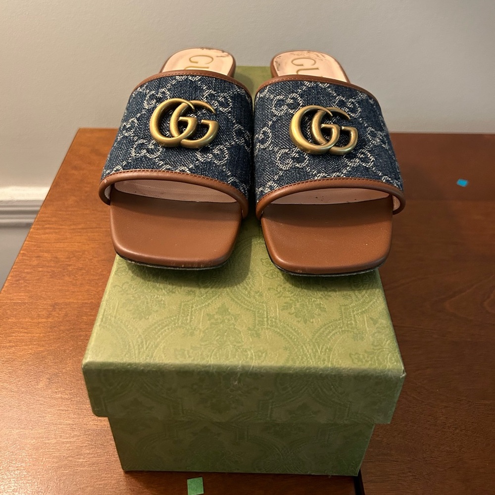 Gucci Slides